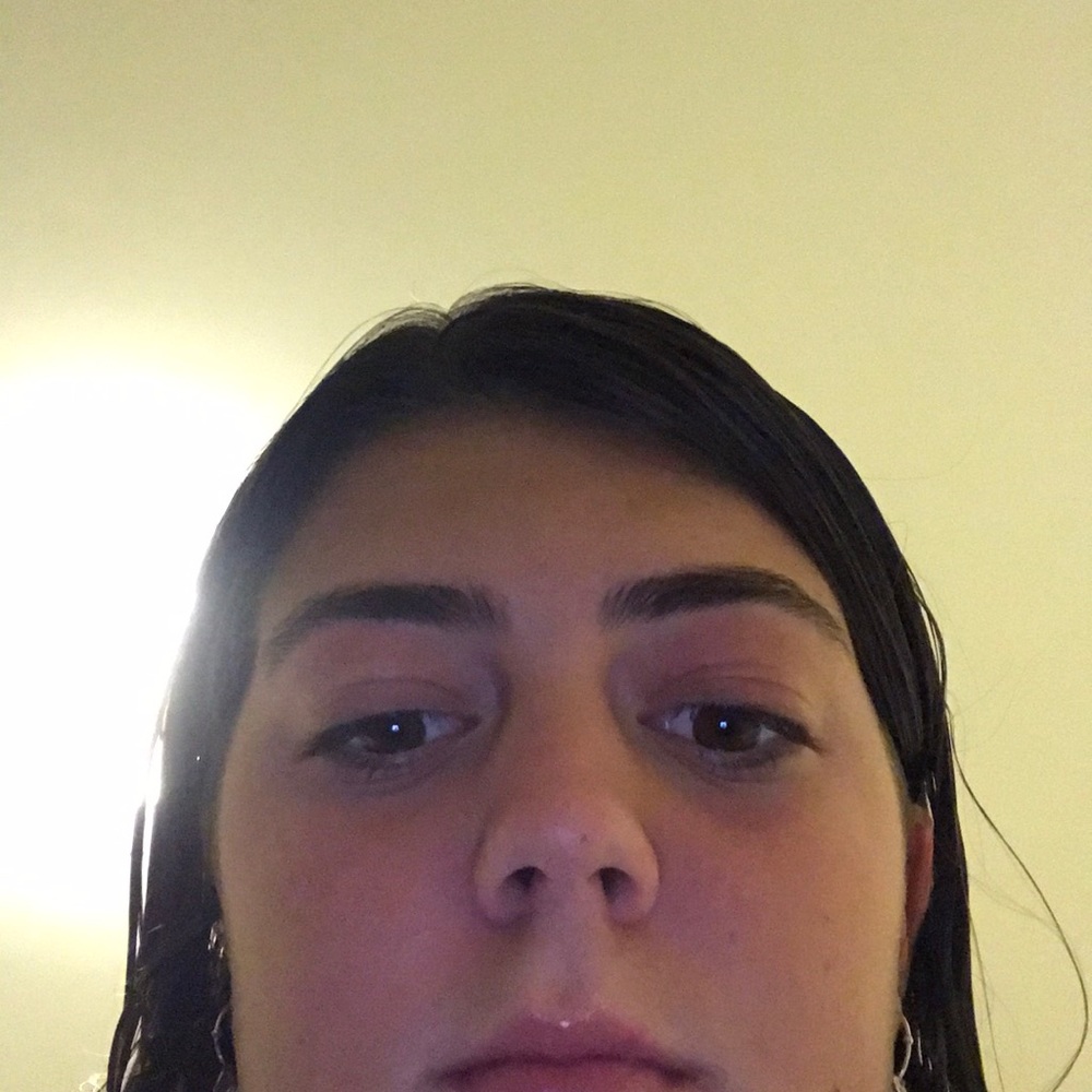 Meet your Posher, Caroline